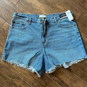 Abercrombie & Fitch Dad shorts